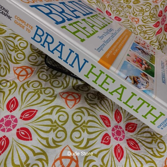 National Geographic Complete Guide to Brain Health - VG Cond. - 2013 *Hardcover* - Picture 7 of 8